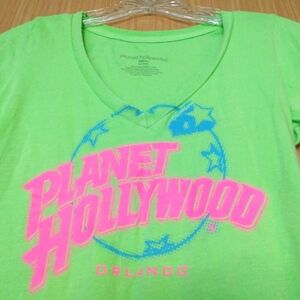 Planet Hollywood Orlando Women's Size Small Low V Neck Green Short Sleeve